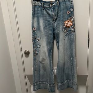 Driftwood Flower Embroidered Wide-Leg Cropped Jeans Size 30
